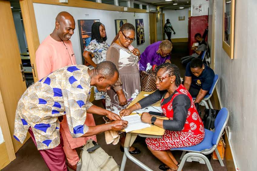 Delegates connecting ahead of a Trafto-facilitated training session