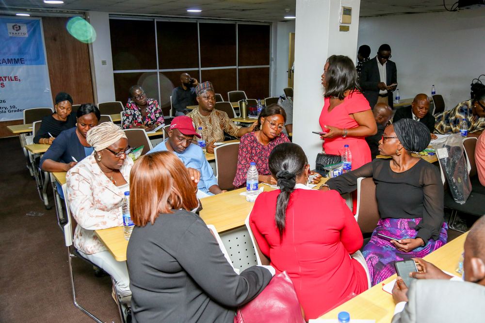 Large-scale project management office training session